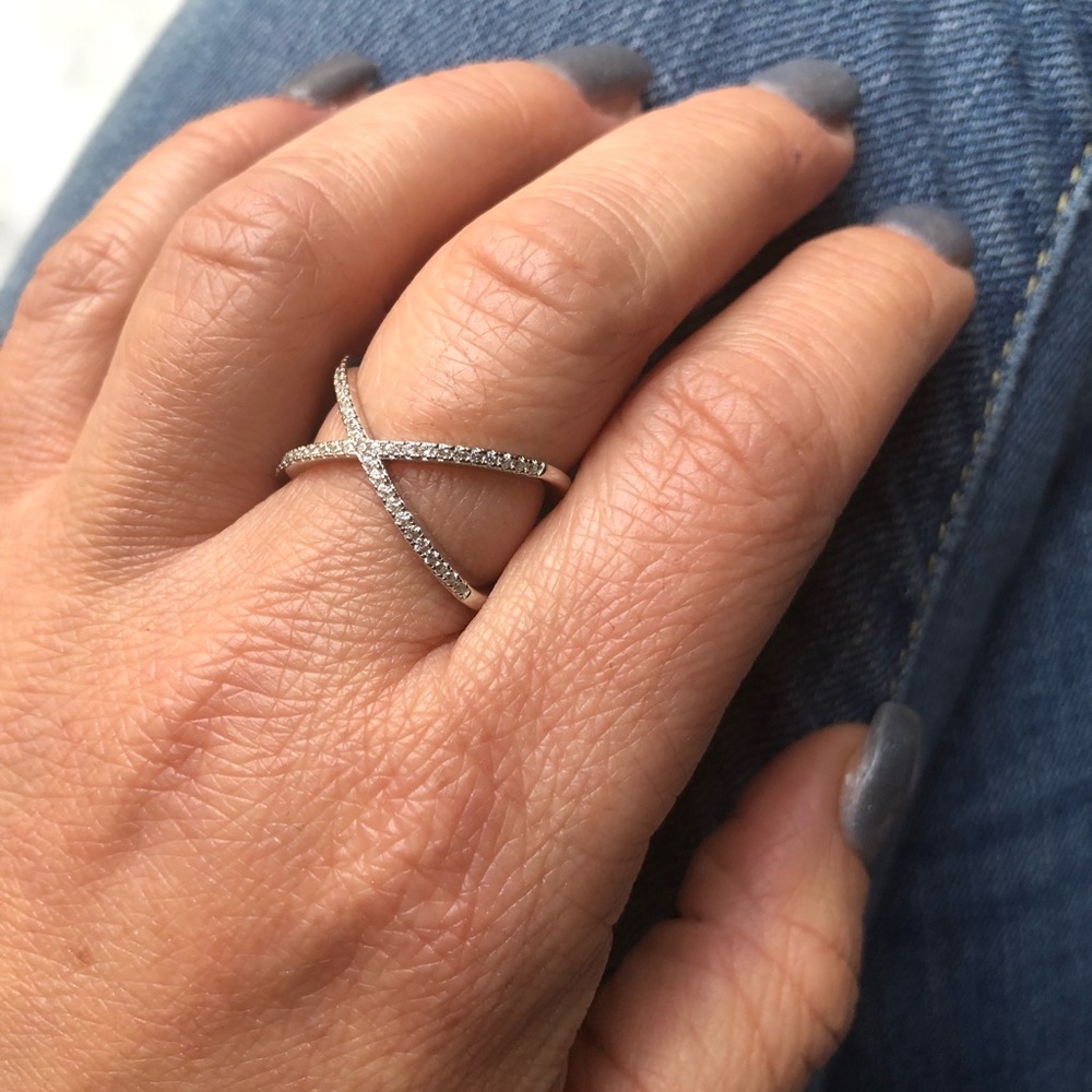 Sterling silver CZ overlapping ring crossover - Picture 2 of 7